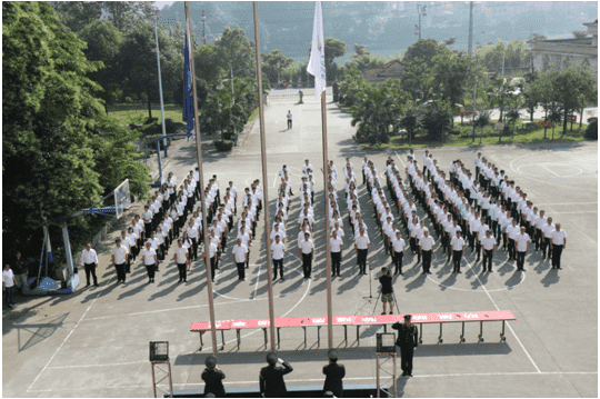 市城投集團(tuán)公司舉辦2019年“安全生產(chǎn)月” 啟動(dòng)儀式暨主題宣誓簽名活動(dòng)